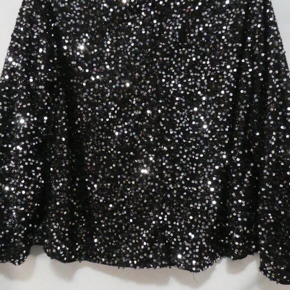 SHEIN - Curve | 1XL | Sparkling Lined Black Sequin Long Sleeve Top - Picture 13 of 14